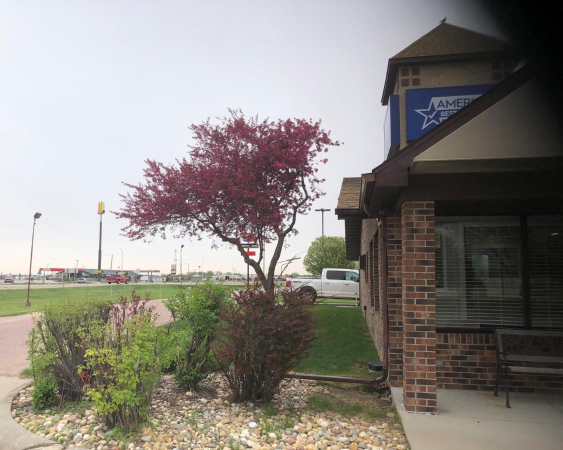 Americas Best Value Inn Onawa Екстериор снимка